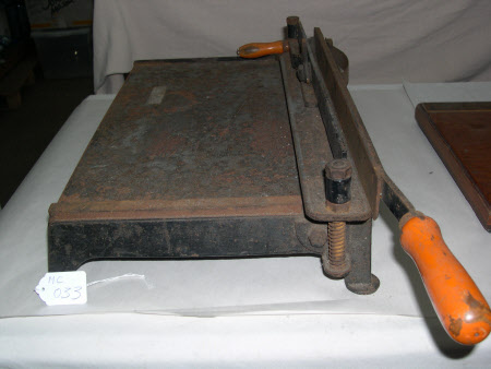 Guillotine