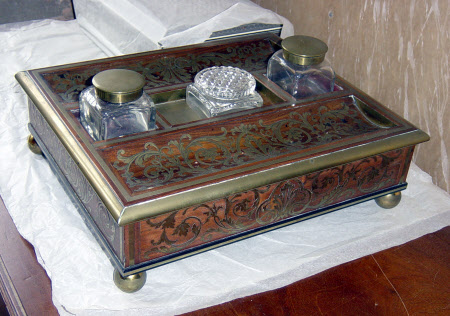 Desk set