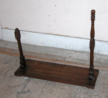 Dressing mirror stand