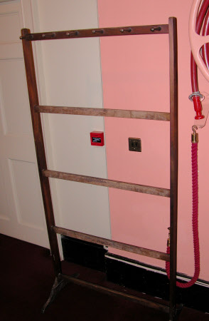 Clothes horse