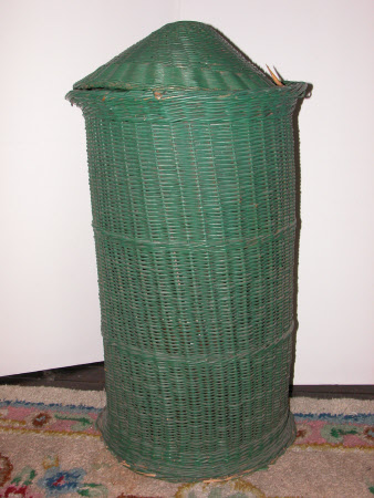 Linen basket