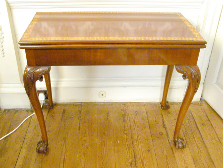 Card table