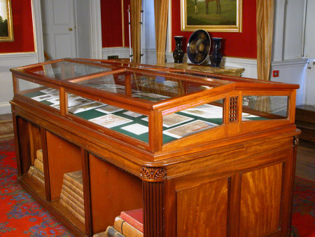 Display case