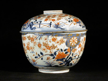 Covered bowl