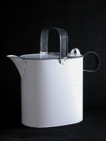 Hot water can