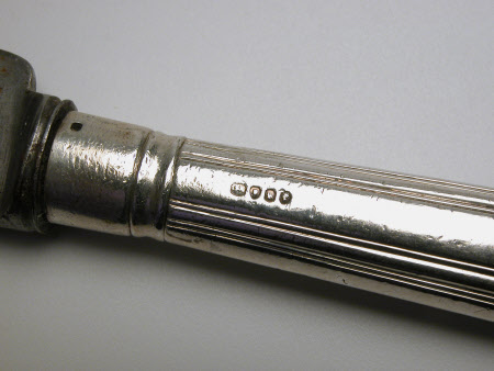 Carving knife