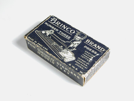 Staples box