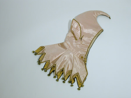Fancy dress hood
