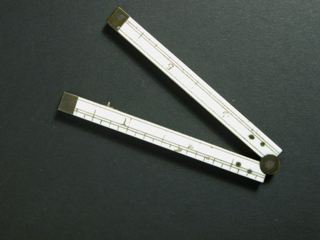 Folding miniature ruler