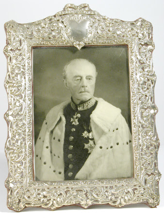 Photograph frame