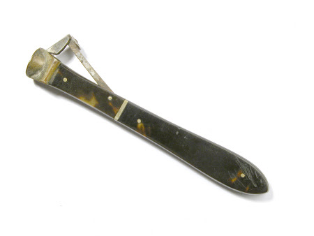 Cigar cutter