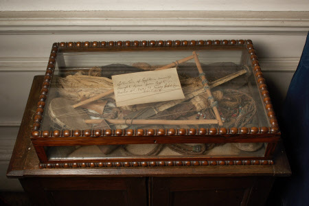 Display case