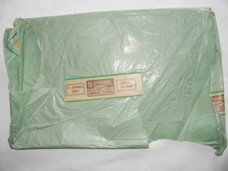 Stationary package