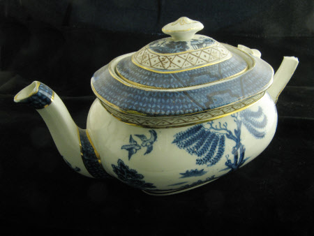 Teapot and lid