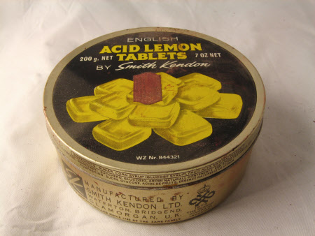 Lemon tablet tin