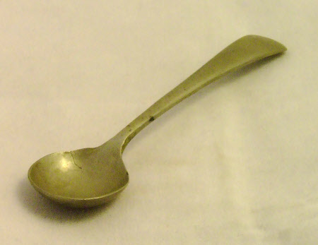 Mustard spoon
