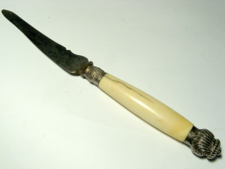 Carving knife