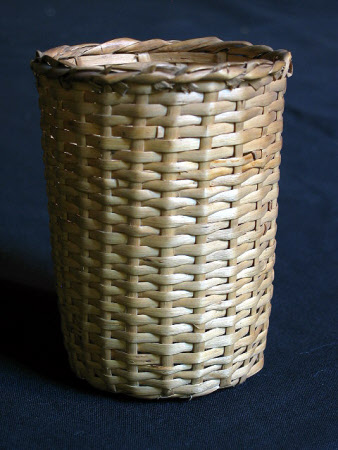 Picnic beaker holder