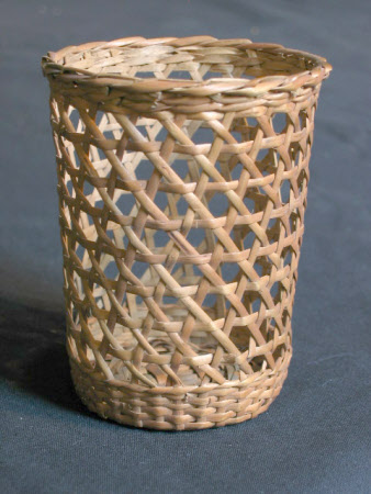 Picnic beaker holder