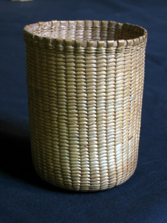 Picnic beaker holder