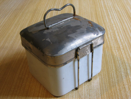 Picnic container