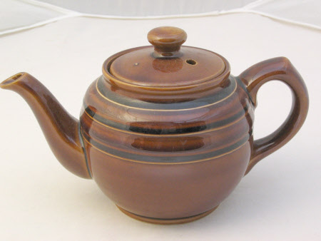 Teapot and lid