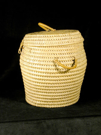 Linen basket