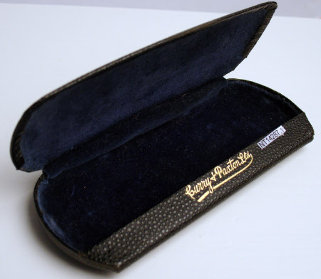 Spectacles case