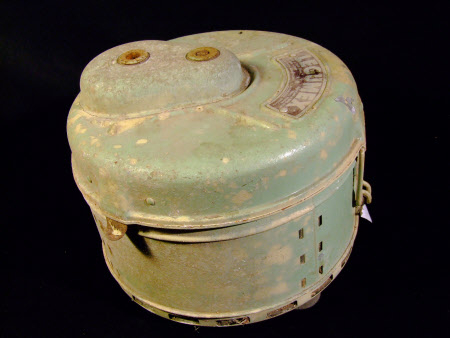 Oil mixer