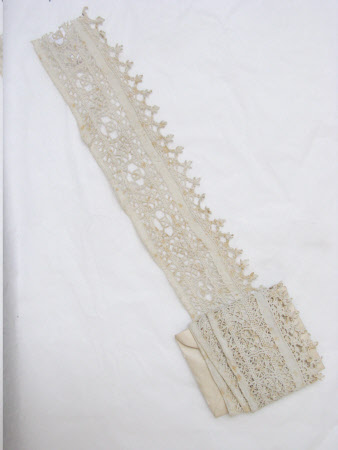 Lace edging