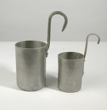 Measuring scoop