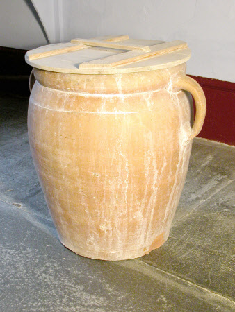 Salting jar