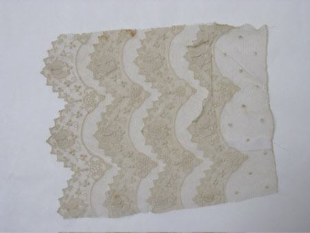 Flounce fragment
