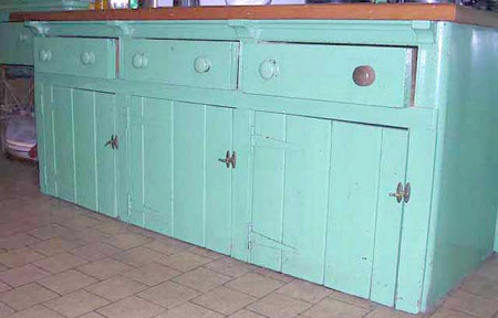 Kitchen cupboard