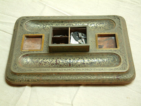 Ink stand