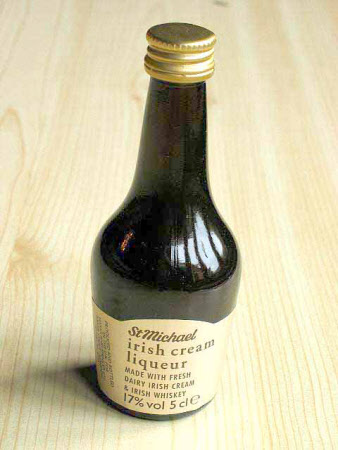 Miniature bottle