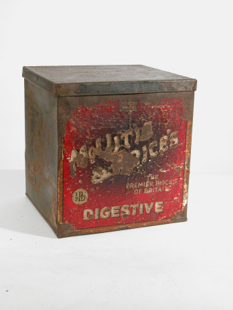 Biscuit tin
