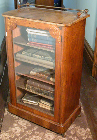 Music cabinet