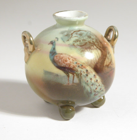 Miniature vase