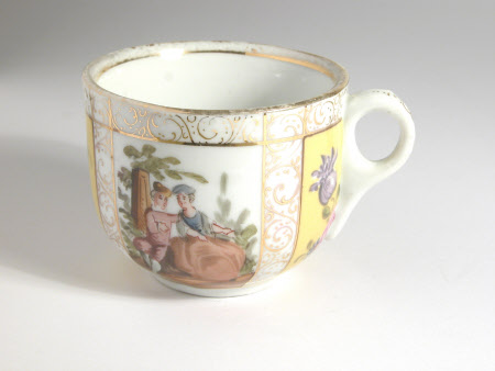 Cup
