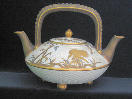 Teapot and lid
