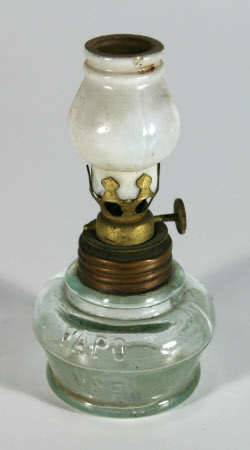 Oil lamp reservoir