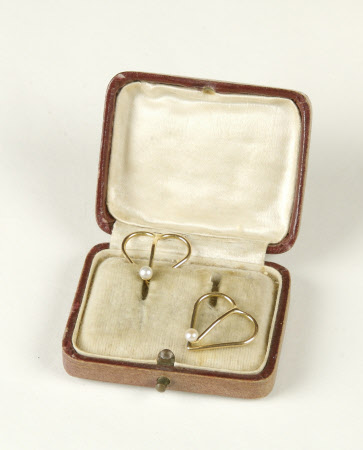 Cuff link