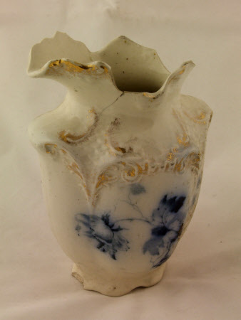 Washstand vase