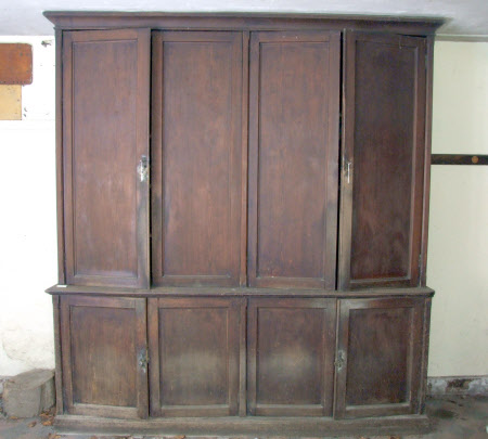 Kitchen cupboard