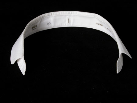 Collar