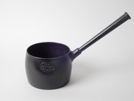 Stew pot
