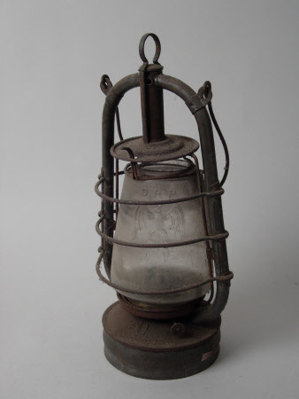 Hurricane lamp
