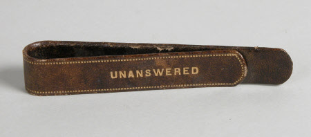Letter clip