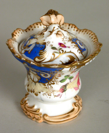 Ink vase